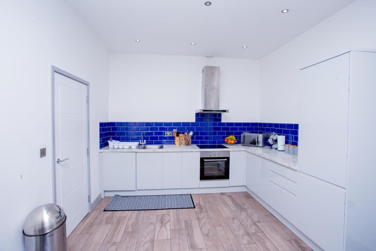 Spacious Urban City Apartment ドンカスター エクステリア 写真