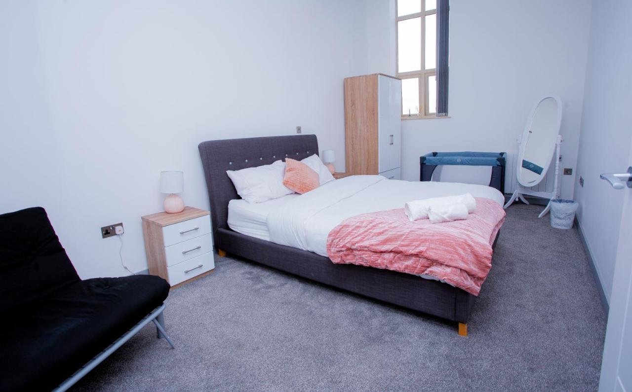 Spacious Urban City Apartment ドンカスター エクステリア 写真